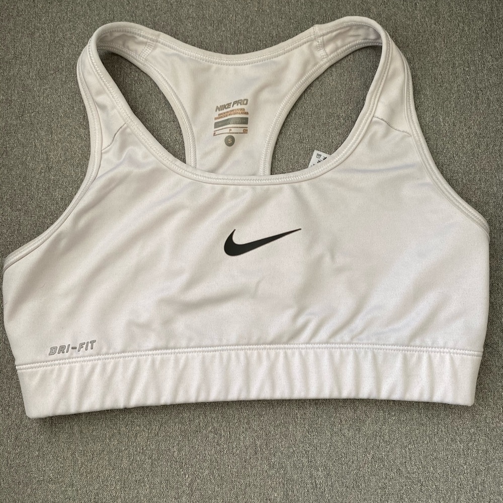 Nike Pro Sports Bra